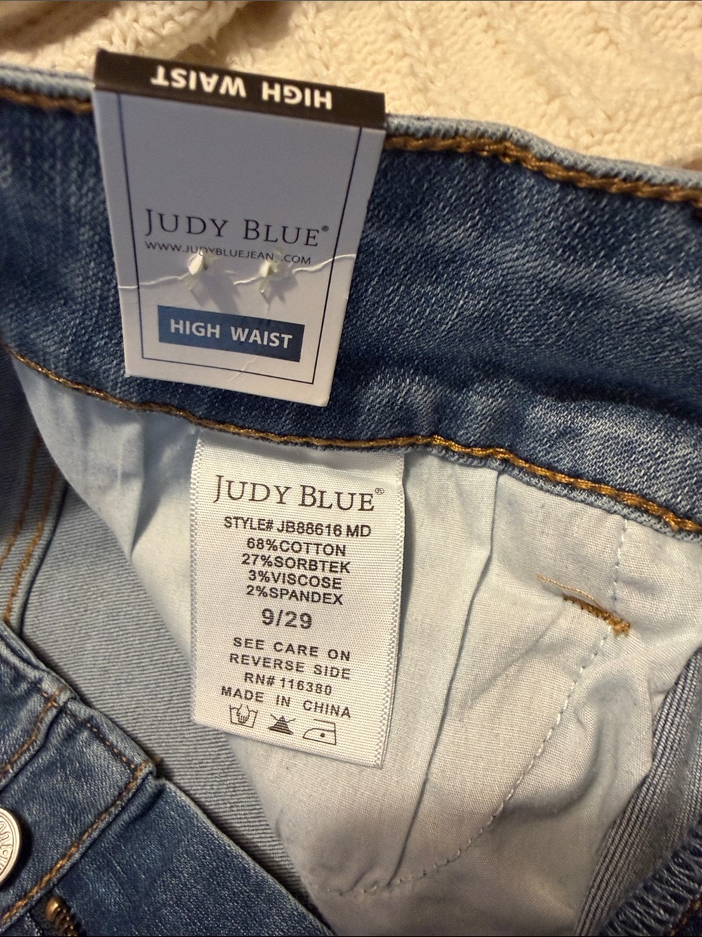 Judy Blue Light Blue Ankle Cropped Jeans. High waist. 9/29. NWT. - Picture 11 of 11
